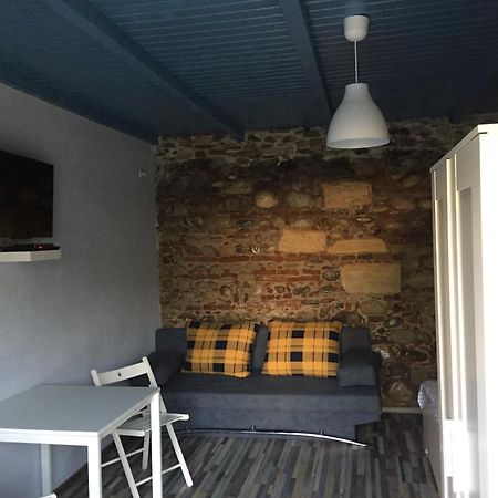 La Mosie Hotel Hateg Room photo